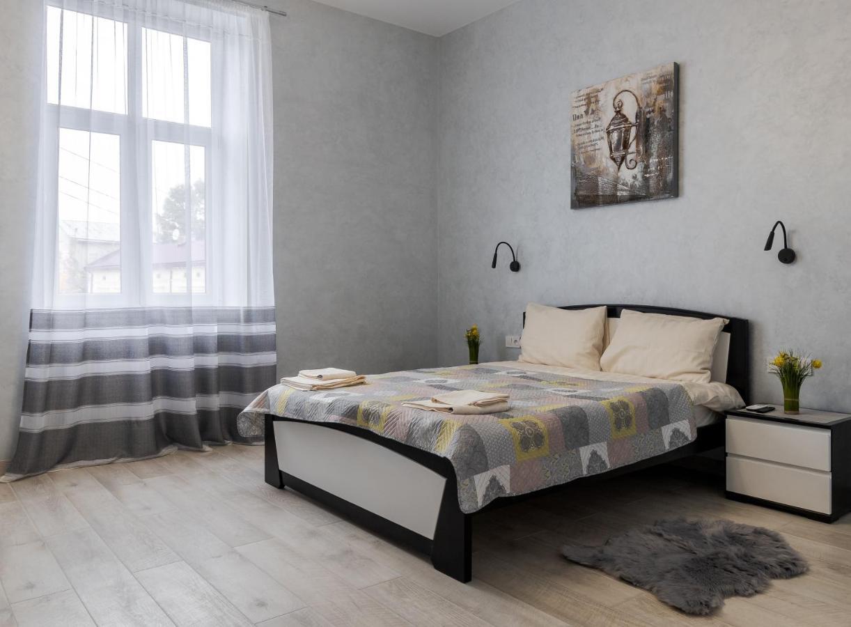 Golden Violin ! Apartments Lviv T Dış mekan fotoğraf